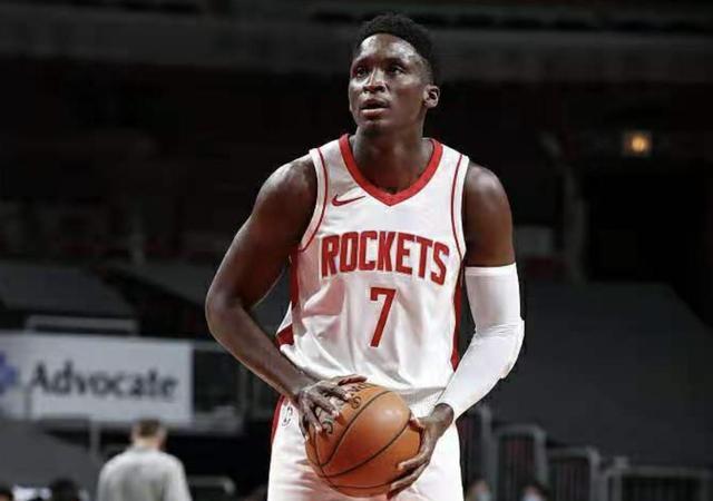 快船队|犀利！7换2交易方案出炉，快船打造三巨头，火箭也不亏本