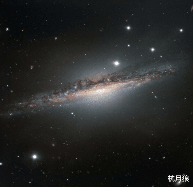 科学家 哈勃太空望远镜重出江湖  进行科学观测拍摄的最新银河图像被公开
