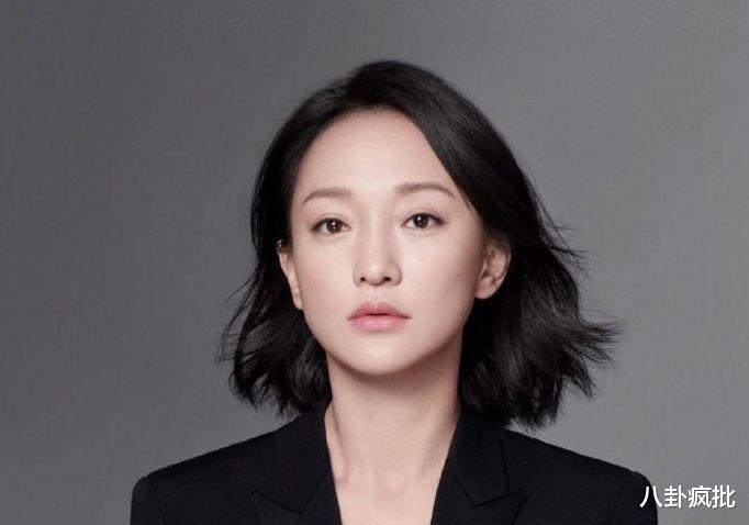 张艺兴|贾玲卖惨,热巴肖战粉丝开撕,小龙女借钱给张庭,青岛贵妇打招呼