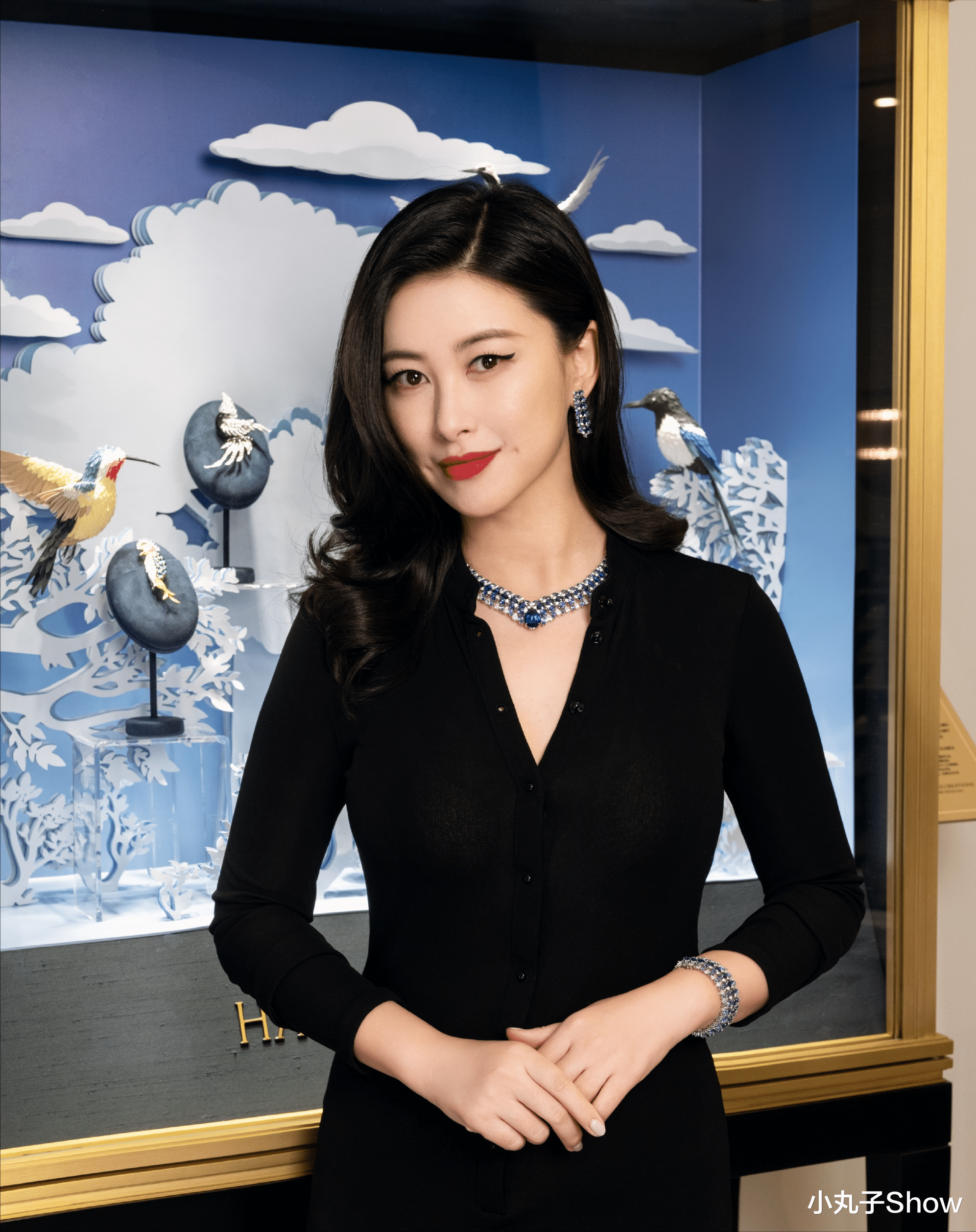 朱珠|产后修复成功！名媛朱珠刚生完娃就恢复魔鬼身材，女儿正面照曝光