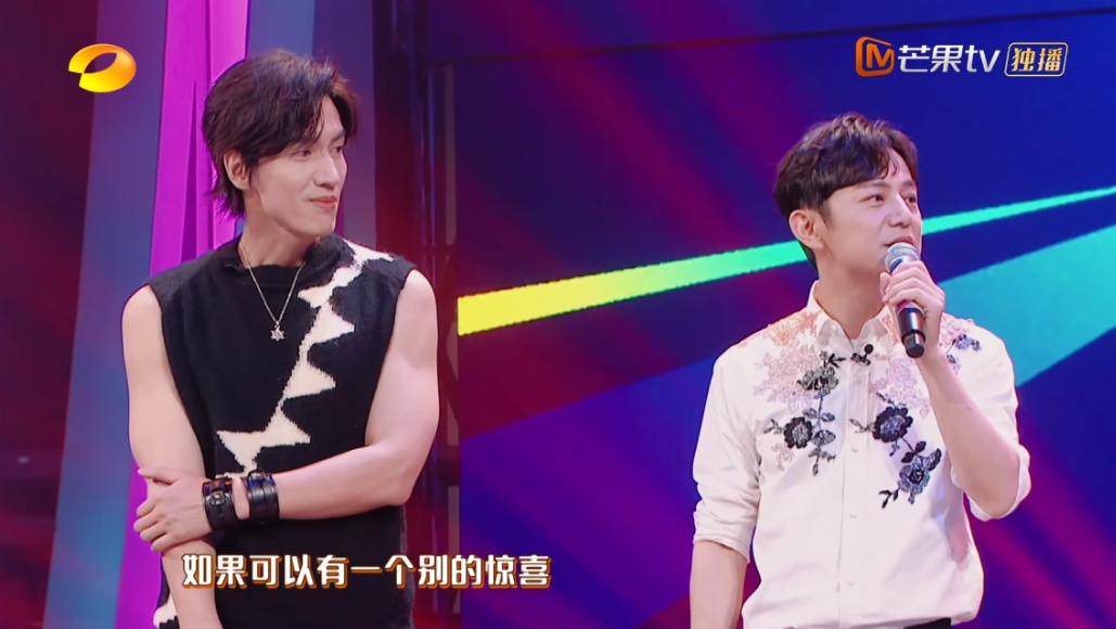 何炅|少年感不要硬凹，看47岁何炅、46岁钟汉良、44岁言承旭就一目了然