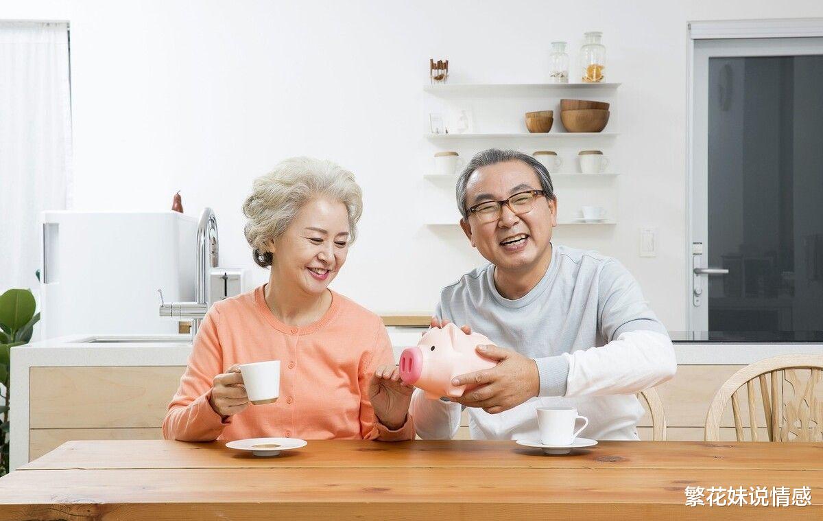80岁大妈的智慧养老:不请保姆,不去养老院,儿子们抢着照顾我