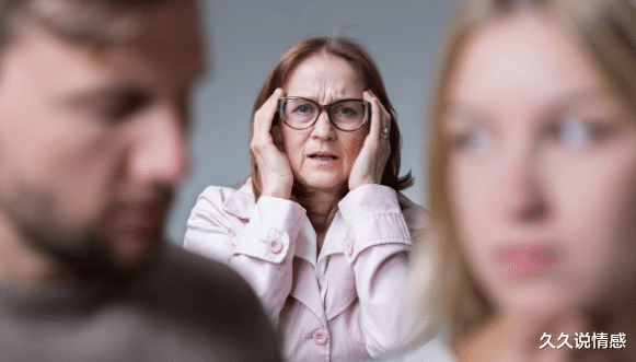 久久说情感 全款买房给女儿，女儿心软加女婿名，看到亲家，我狠心赶走了他们