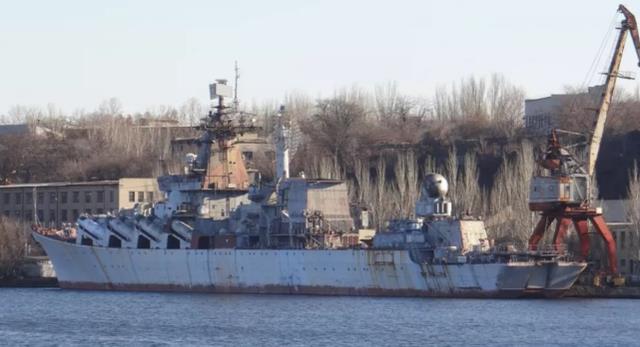 陈媛说 中国出价15亿不卖,如今锈迹斑斑按废铁处理,价值不如北京一套房