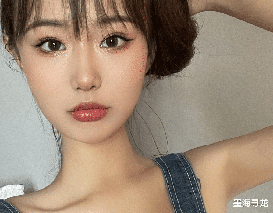 都美竹|都美竹接受正规媒体采访，刘美丽同学再次发声，正面迎战吴亦凡