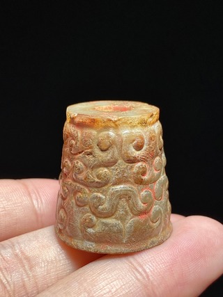 和田玉籽料|春秋 和田玉籽料 蟠虺纹 玉勒子