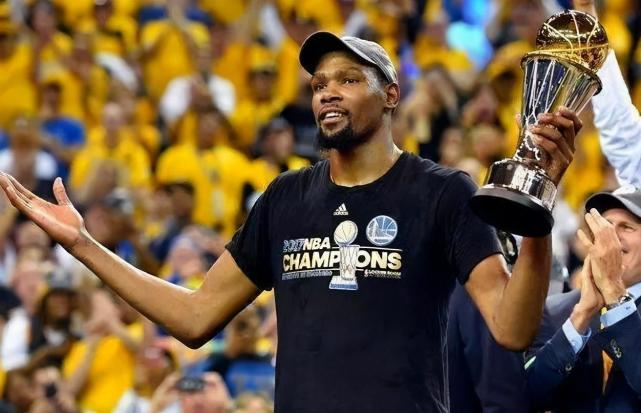 德罗赞|也许你不愿承认，但这4位球星很可能一生无冠，榜首夺冠即可封神！