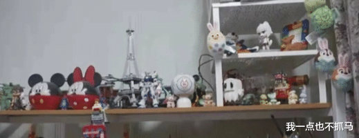 迪士尼|佛媛后又现“迪士尼名媛”,网友:别再赚恶心钱了!