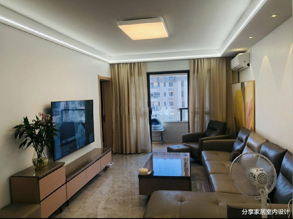 |第一次装修新房，坚持不做电视墙，柜子全屋定制，简单不华丽！