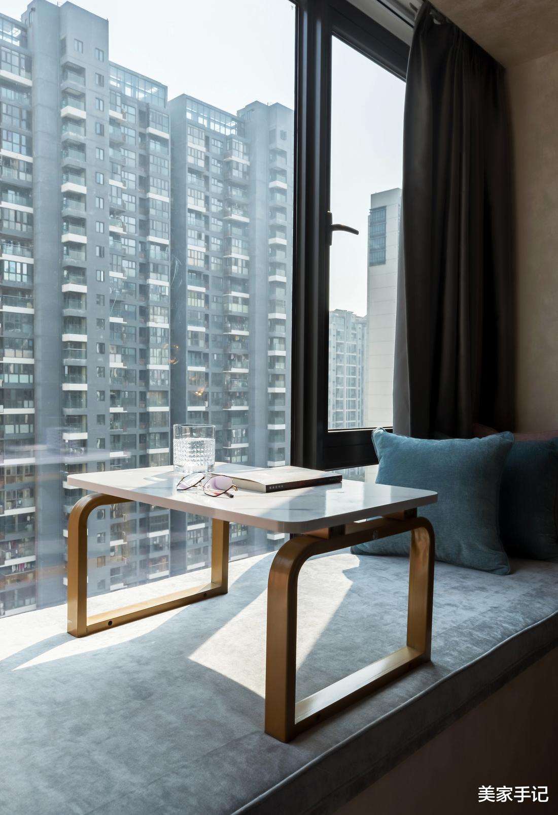 这是我见过最高级的家，巧用黑白灰，装出大宅范，太惊艳了！晒晒