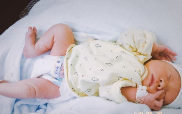 爱吃糖果的辣妈|生完来推荐！拒绝伪精致！超强实用待产包来袭，精简实用不踩雷！