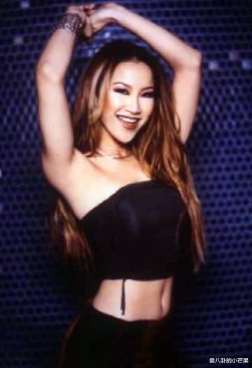 李玟|李玟：为了上春晚特意染黑了头发，就是想要告诉全世界自己是中国人