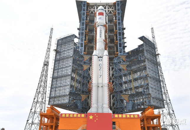 蜘蛛 美国太空兜风此起彼伏,中国老百姓何时能上天?航天员女教头回应