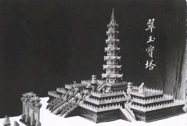 翡翠|流落国外的三件翡翠宝物，每一件都是价值连城！