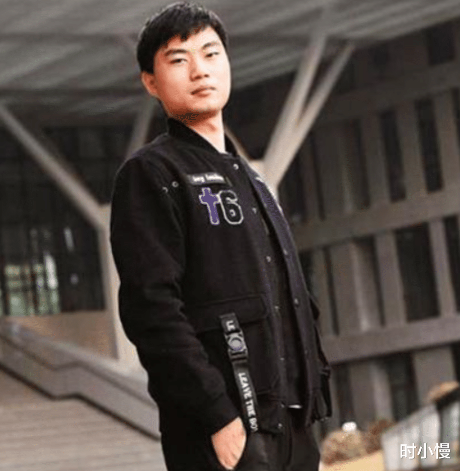 京东|“天才少年”拒绝阿里腾讯，放弃300万年薪选华为201万年薪，为何