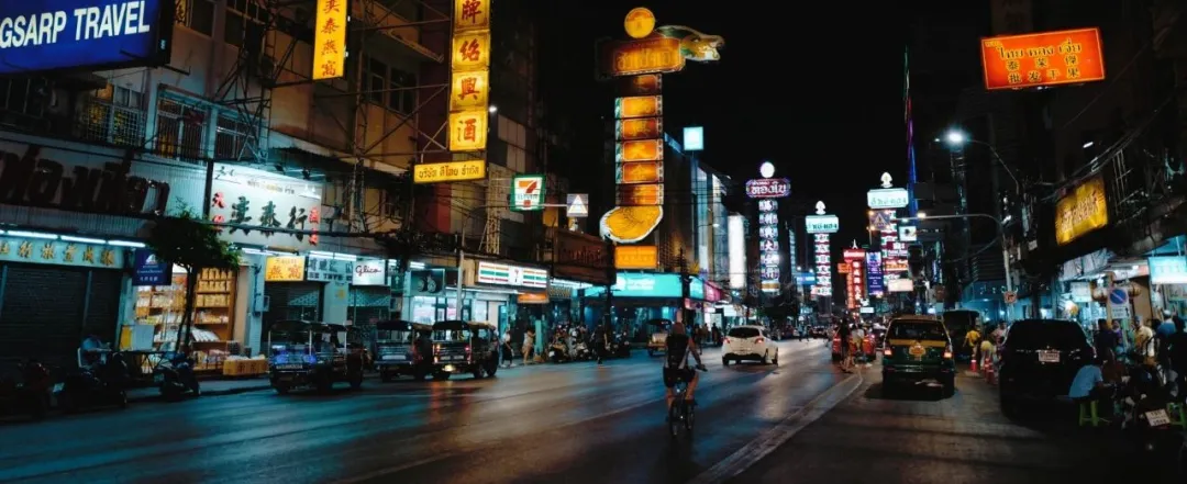 暴雨 鸿星尔克，你真“蠢”！