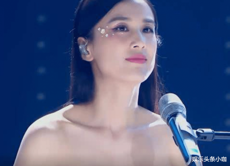 黄圣依|突然嫁了!国外领证8年,怕被扒小三不敢承认?