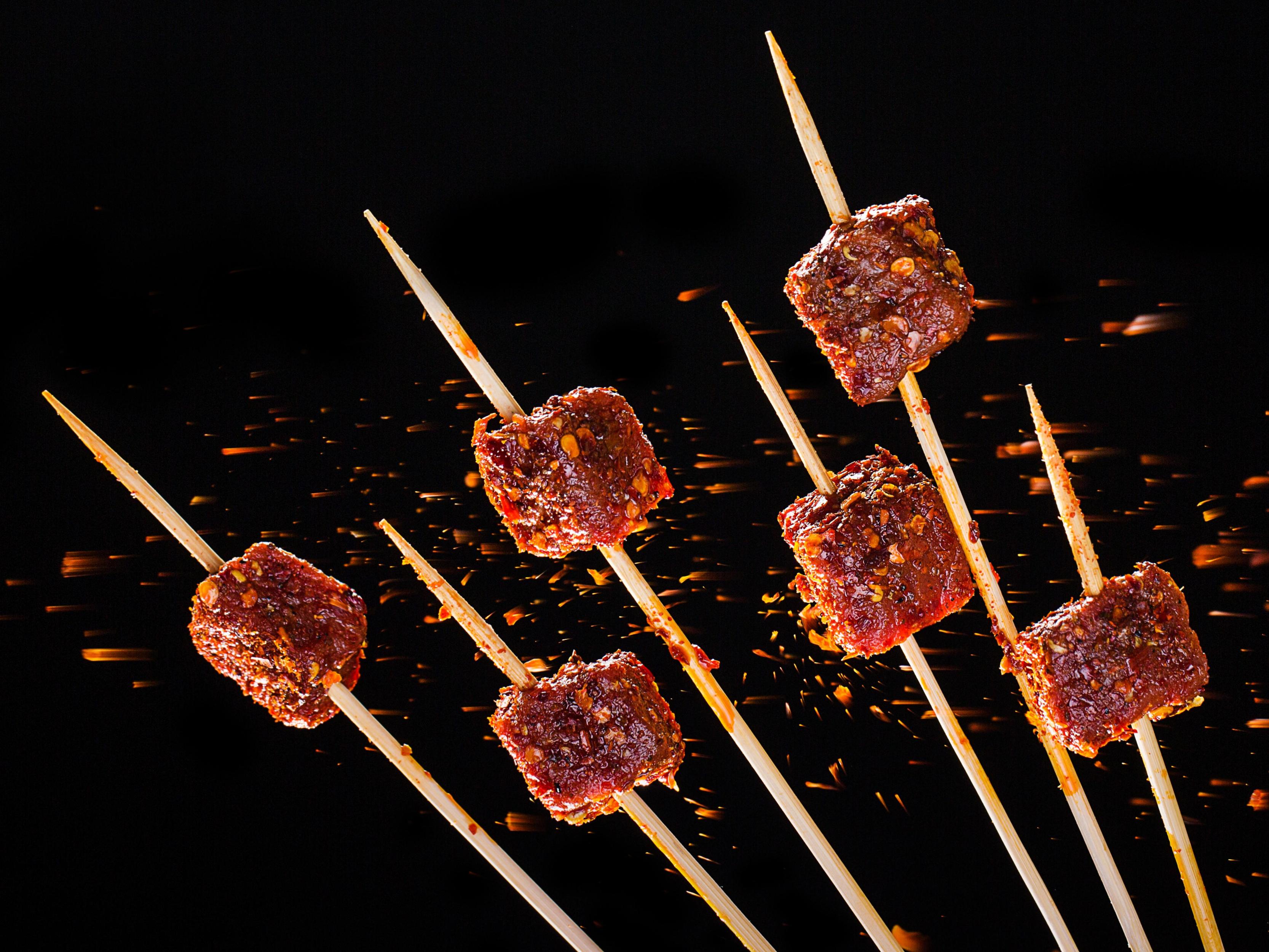 降压药|医生提示：吃完降压药后，最好别吃4种食物，其中包括1种水果