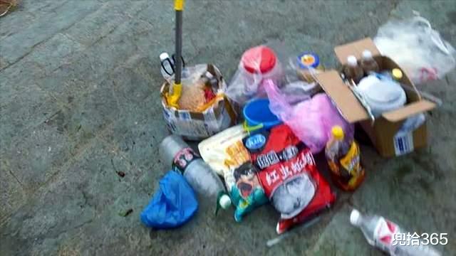 广西|广西一河道成垂钓乐园，带上了帐篷和锅碗瓢盆，路边直接叫卖鱼获