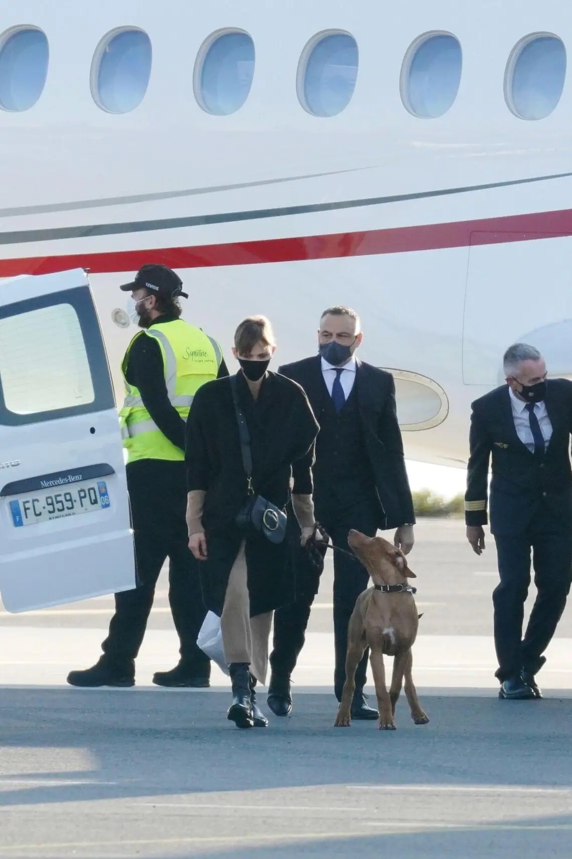 夏琳|夏琳王妃用尽全身力气反抗亲王的不忠,结果却换来浑身的遍体鳞伤