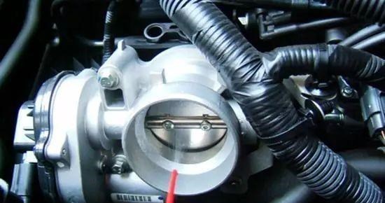 奶豆说育儿|自动挡驾驶的3个坏习惯，不要因自己舒服，而让汽车受伤