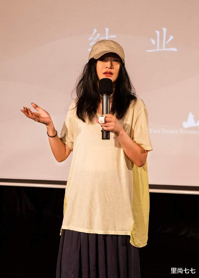 舒淇|周迅、舒淇、陈坤再聚首，舒淇侧脸扁平输惨，周迅浓妆大眼袋突兀