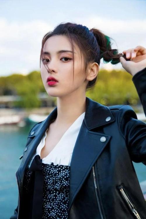 杨超越|杨超越写真集