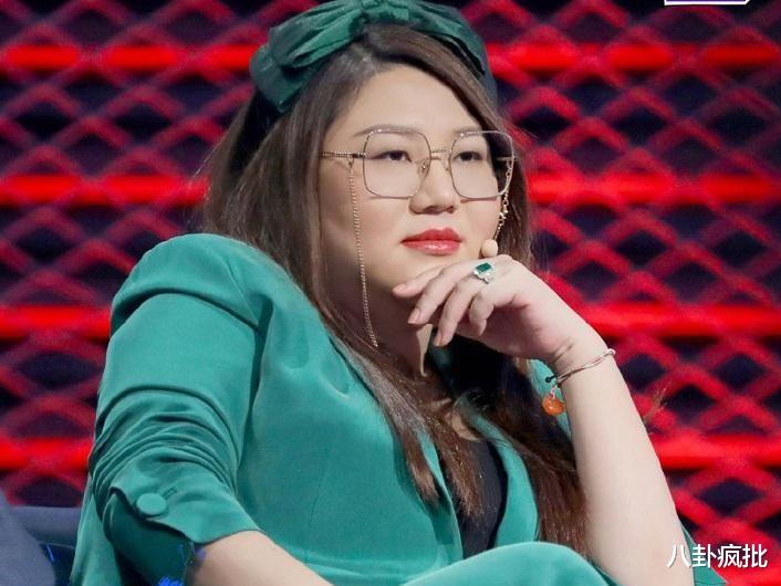 赵丽颖|肖战30岁30个代言,张雨绮又换男友,夜光麻将梗,唐艺昕VS赵丽颖