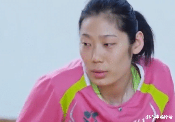 女排|智斗？朱婷携手张常宁李盈莹，中国女排满血复活，郎平瞒天过海