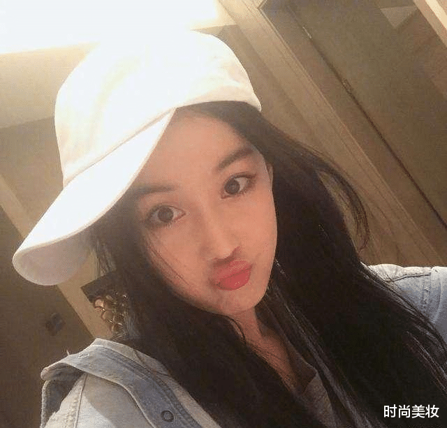 时尚美妆|张馨予绿洲照，皮肤引热议