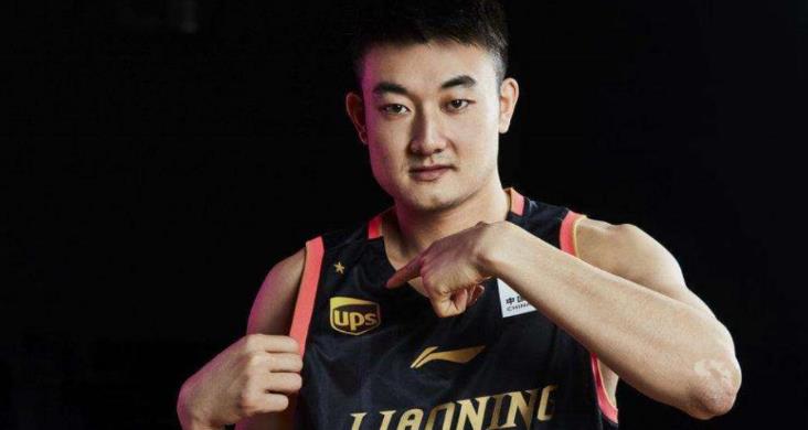 辽宁男篮|辽宁最被高估之人？曾被认为是冲冠支柱 如今总决赛被弃用