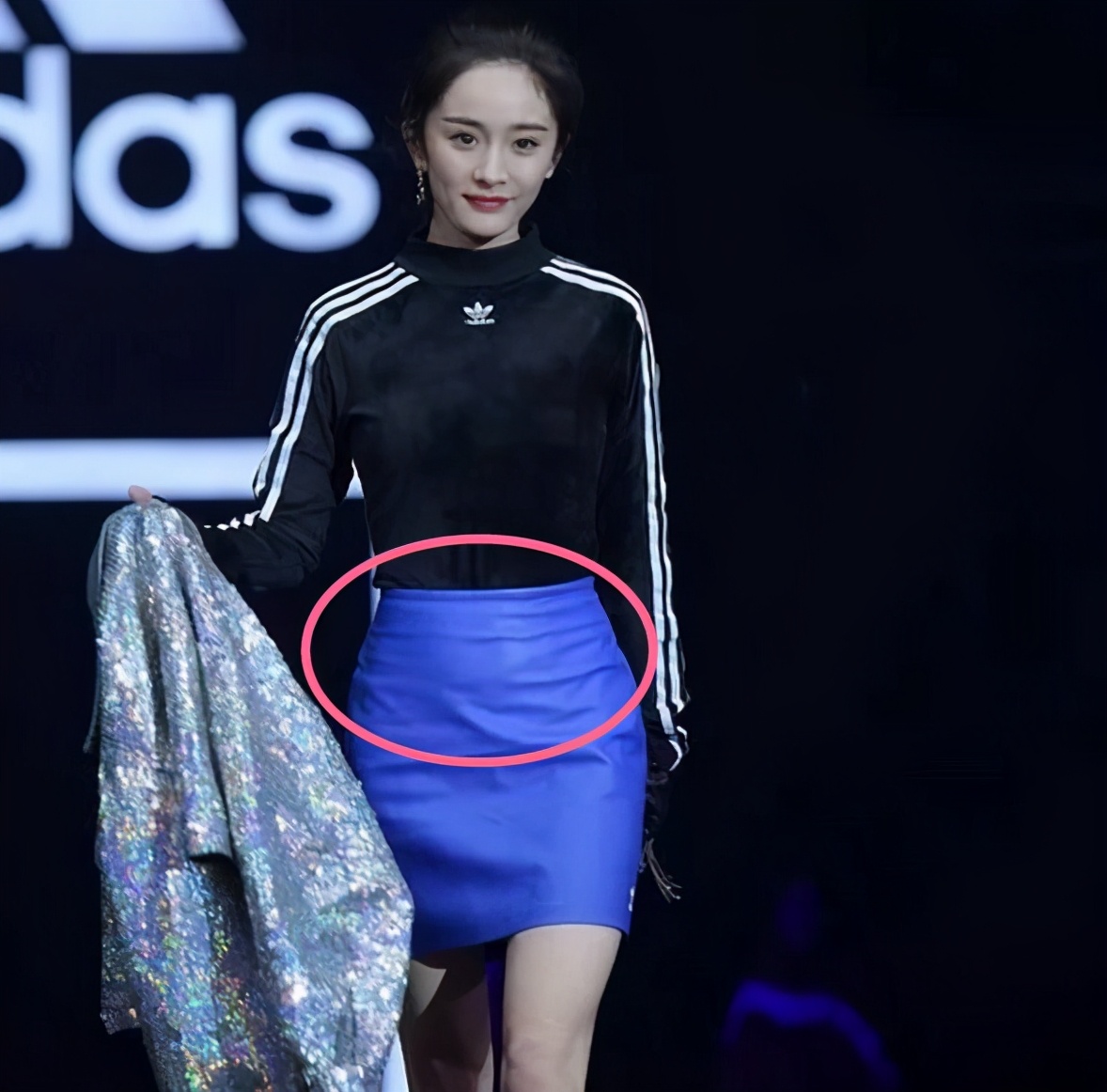 好物官|杨紫新照头发变长，身材瘦回《香蜜》，自称是小学呼啦圈冠军