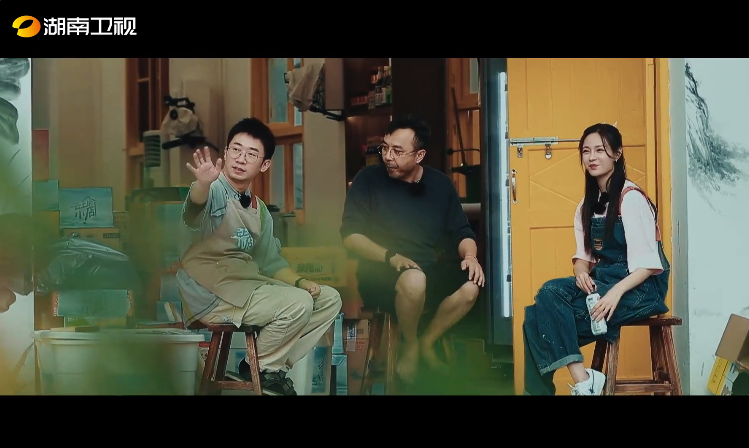 湖南卫视|汪涵3年之后在湖南卫视终于又有新综艺，他的“左膀右臂”也来了