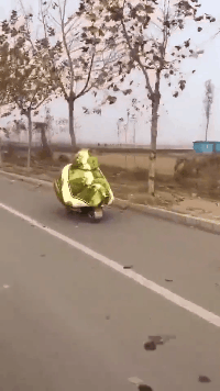 萌萌萌说|“谁能救我爸，我就嫁给谁，彩礼40万？”网友的评论扎心了，哈哈