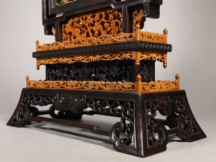 青金石|清代,青金石嵌百宝清供纹太平有象描金山水风景插屏