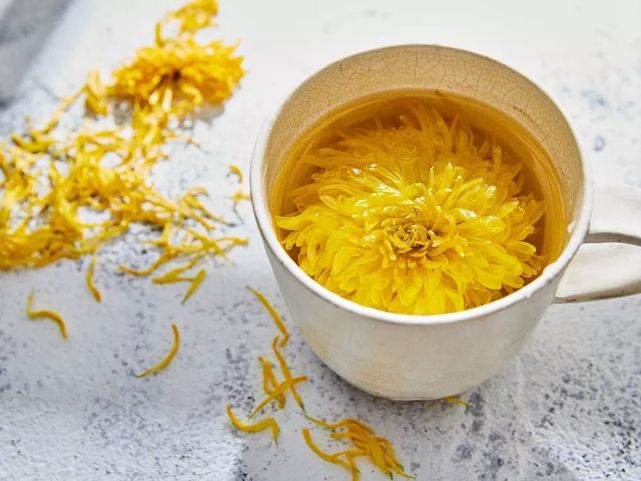 乐禹萱|肝脏好不好，看手就知道，若没有这3个表现，恭喜肝脏还算健康