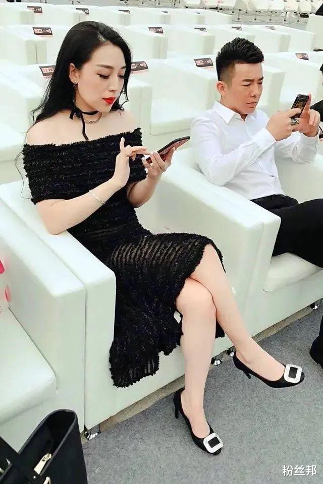 少女时代|女人何苦为难女人,韩士博发视频调侃舞帝利嫂,粉丝上位真励志