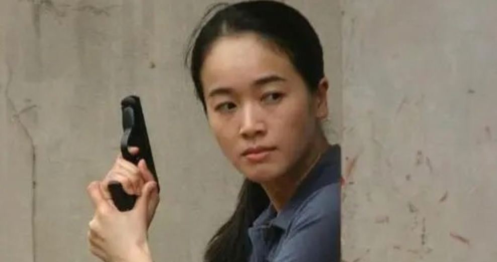 左小青|左小青：带着爱嫁大20岁老公，终究没走到最后，让女儿受到伤害