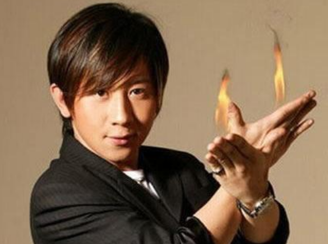 刘谦|还记得刘谦吗?他当年因为一句玩笑“消失”,如今怎么样了?