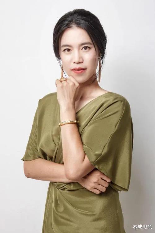 王楠|王楠：癌癥16年丈夫不離不棄，40歲生2胎，風光背后有淚水