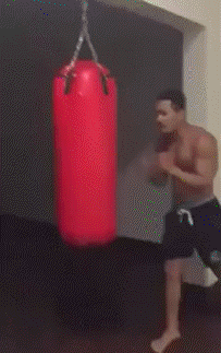 萌萌萌说|“大叔狂刷100万的礼物，终于跟网红见了面！”就问这波值不值？