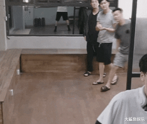 张雨绮|《披荆斩棘的哥哥》老一辈红过的港星把敬业刻在骨子里，大湾区五人组练习最狠