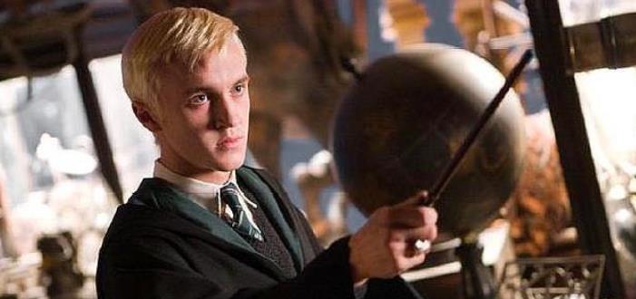 哈利·波特|韦斯莱和马尔福！汤姆·费尔顿用现代版《哈利波特》照片，庆祝重聚