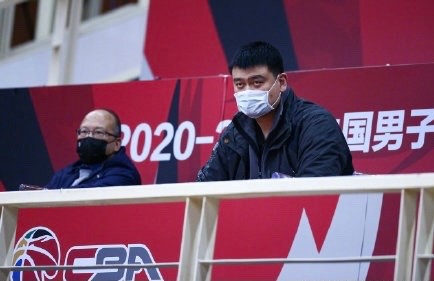 郭艾伦|姚明真出手？吐槽大会再次停播，周琦郭艾伦反思道歉被阻止