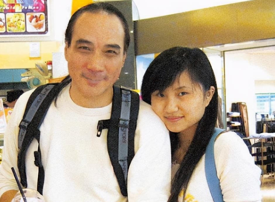 徐少强|弃糟糠妻，诱雪梨未婚生子，71岁迷上女网红，徐少强的故事太荒谬