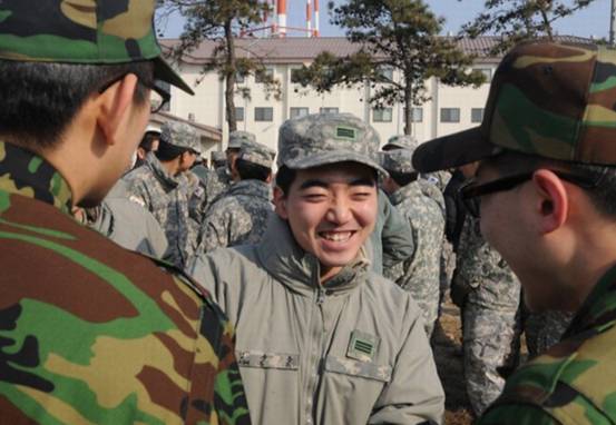 韓國人為何不想當兵？一則醜聞被曝光，難怪變性都不肯去服役-圖4
