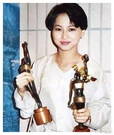 阿紫|4版阿紫不比不知道，有人绝美，有人演出精髓，有人被嘲像挖煤的