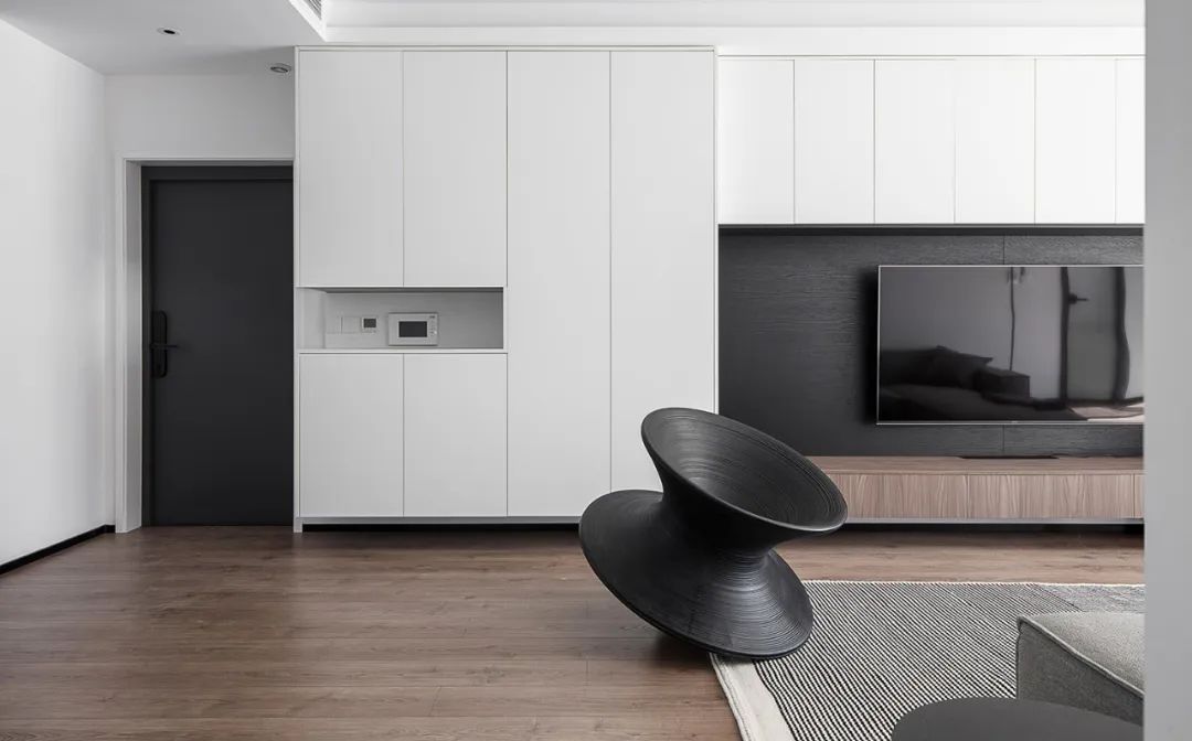 入户谁家还放鞋架?太落伍!这些设计好看实用,又能增加储物间!