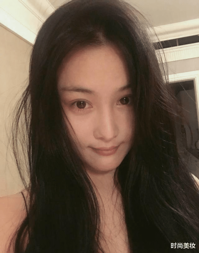 时尚美妆|张馨予新综艺皮肤被赞，晒自用平价面霜，李佳琦：普通人也用得起