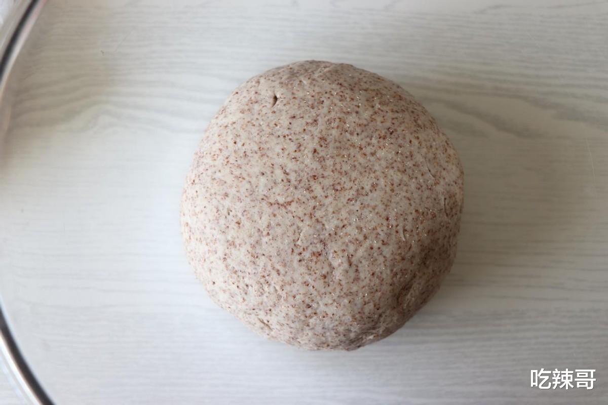 馒头|减肥期间的主食，无油无糖黑麦全麦馒头，营养美味又低卡